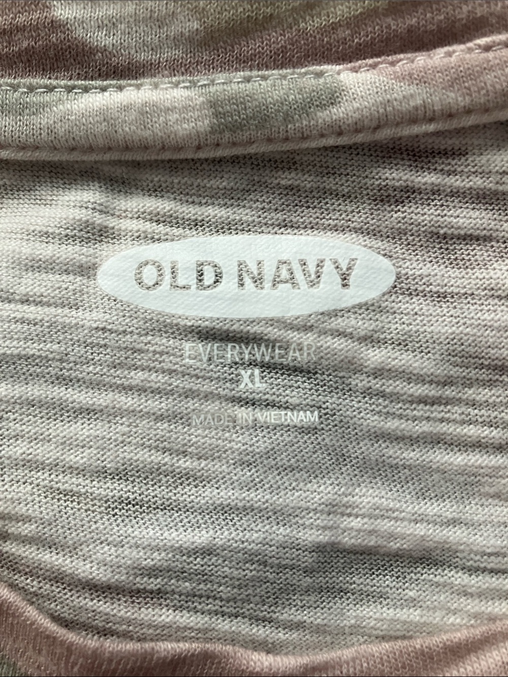 Bundle of 6 Women’s Old Navy Everywear Short Sleeve TShirts - XL - Picture 2 of 8